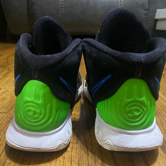 Nike Kyrie 6 Shutter Shades Sneakers - Picture 4 of 12